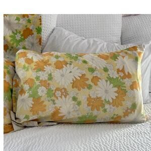 VINTAGE Floral Pillowcases Set of 3 King Standard Cannon Made in USA 70s Florals